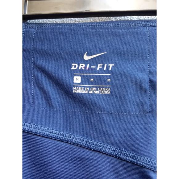 Nike Women's Leggings Blue Capri Pants Workout Athletic Blue Size M NWOT - Picture 4 of 8